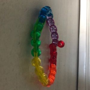 Adjustable stretchy bacelet